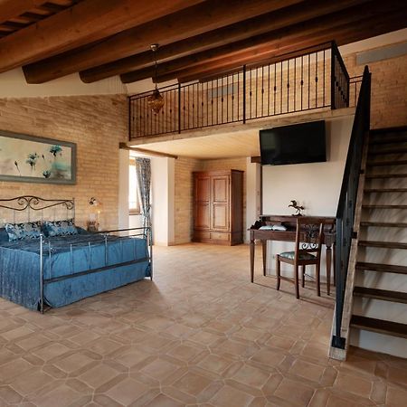 Palazzo La Torre Hotell Moresco Eksteriør bilde